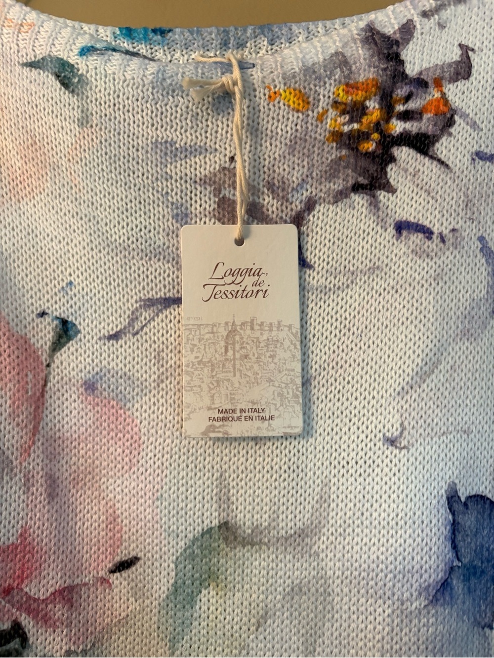Loggia dei Tessitori Italian Watercolor Floral Oversized Sleeveless Knit Top - Picture 10 of 10